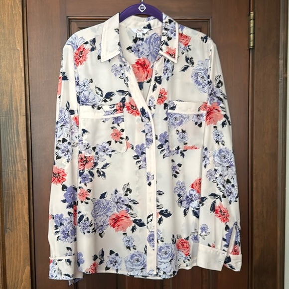Candie’s Floral Long Sleeve Button Down Blouse - Picture 1 of 9